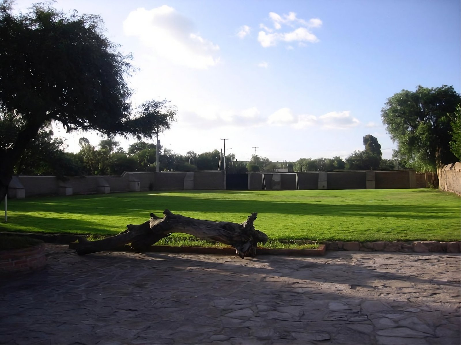 Campo deportivo para actividades de equipo